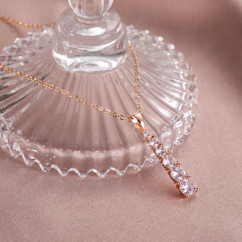 0002_5f0cb570-516e-4350-8cd4-2e457364e272 0.33 Carat H/I Lab Grown Round Diamond Drop Necklace - Image 2